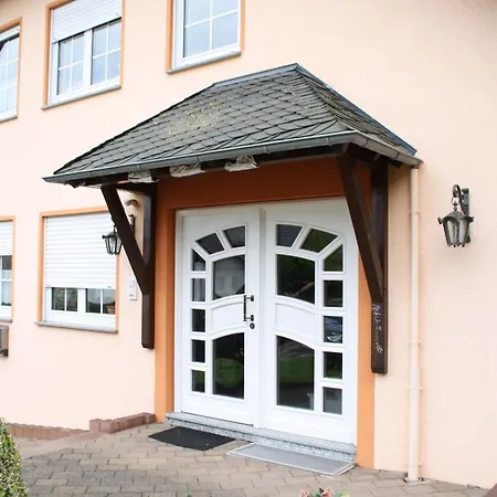 Goeres Apartment Briedel