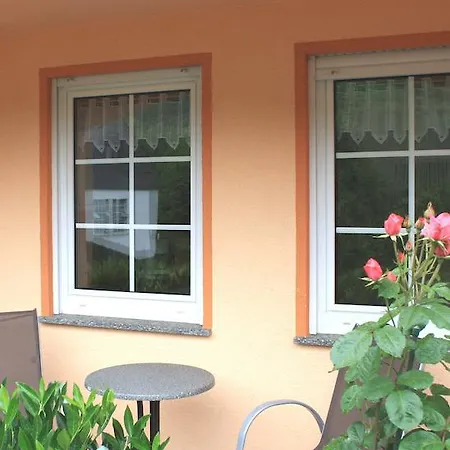 アパート Goeres ブリーデル