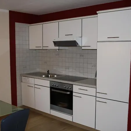 Apartament Goeres *